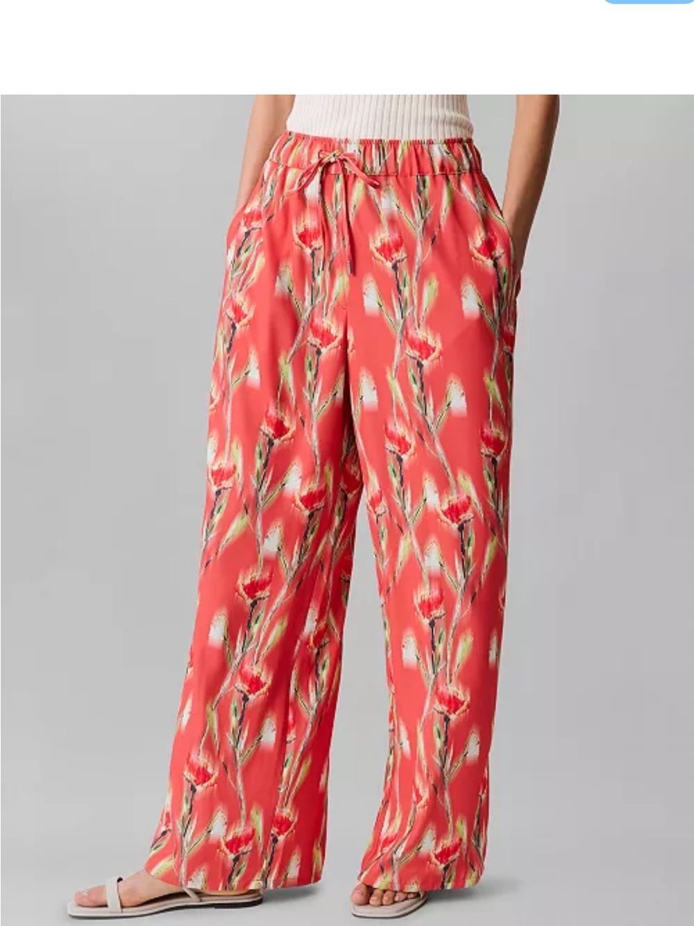 Calvin Klein
Women's Floral-Print Pull-On Drawstring Pants